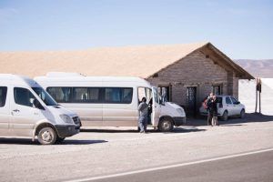 Parador de combis en Salinas