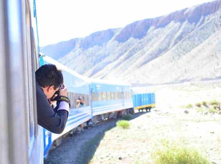 Fotógrafo en el Tren a las Nubes