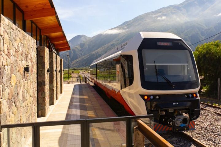 Tren Solar de la Quebrada. Estación