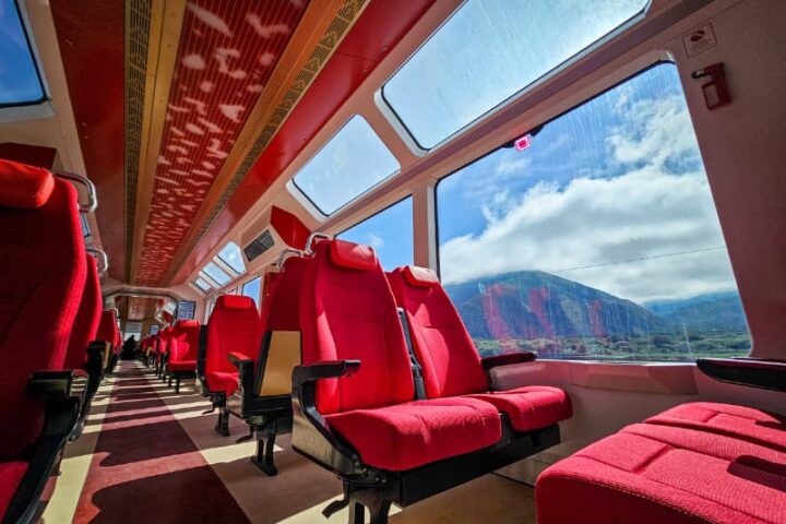 Tren Solar de la Quebrada. Interior de los vagones.